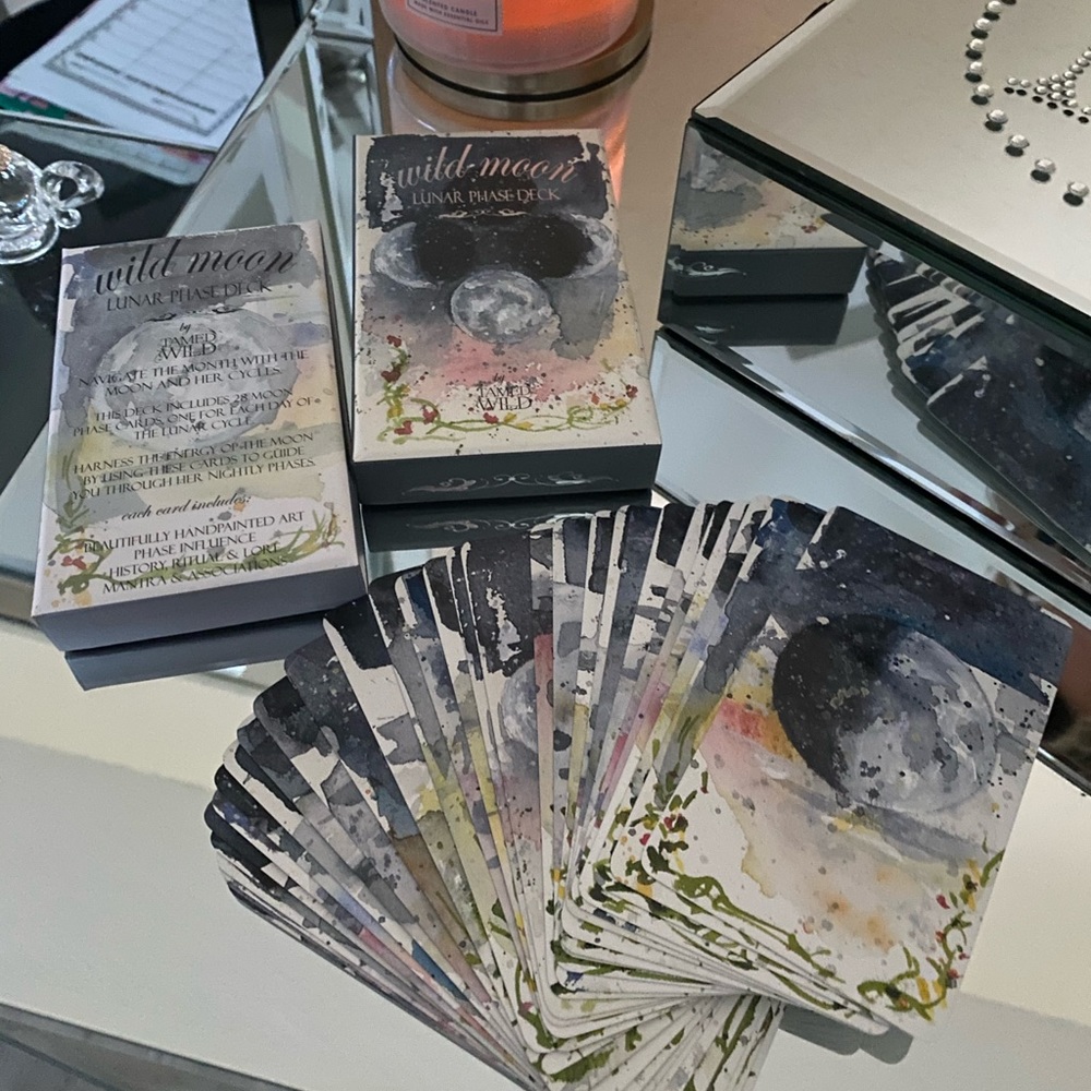 SOLD OUT !! Rare !! Wild moon Lunar phase deck